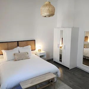https://hibiscus-comfort-stay.in-sardinia.net
